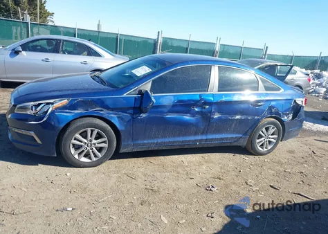 2015 Hyundai Sonata Se z USA, uszkodzony, nr VIN 5NPE24AF8FH026173